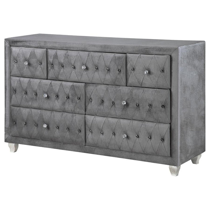 Deanna 7-drawer Rectangular Dresser Grey