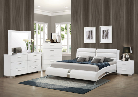 Jeremaine Bedroom Set Glossy White