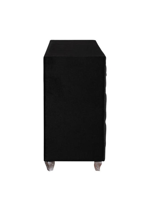 Deanna 7-drawer Rectangular Dresser Black